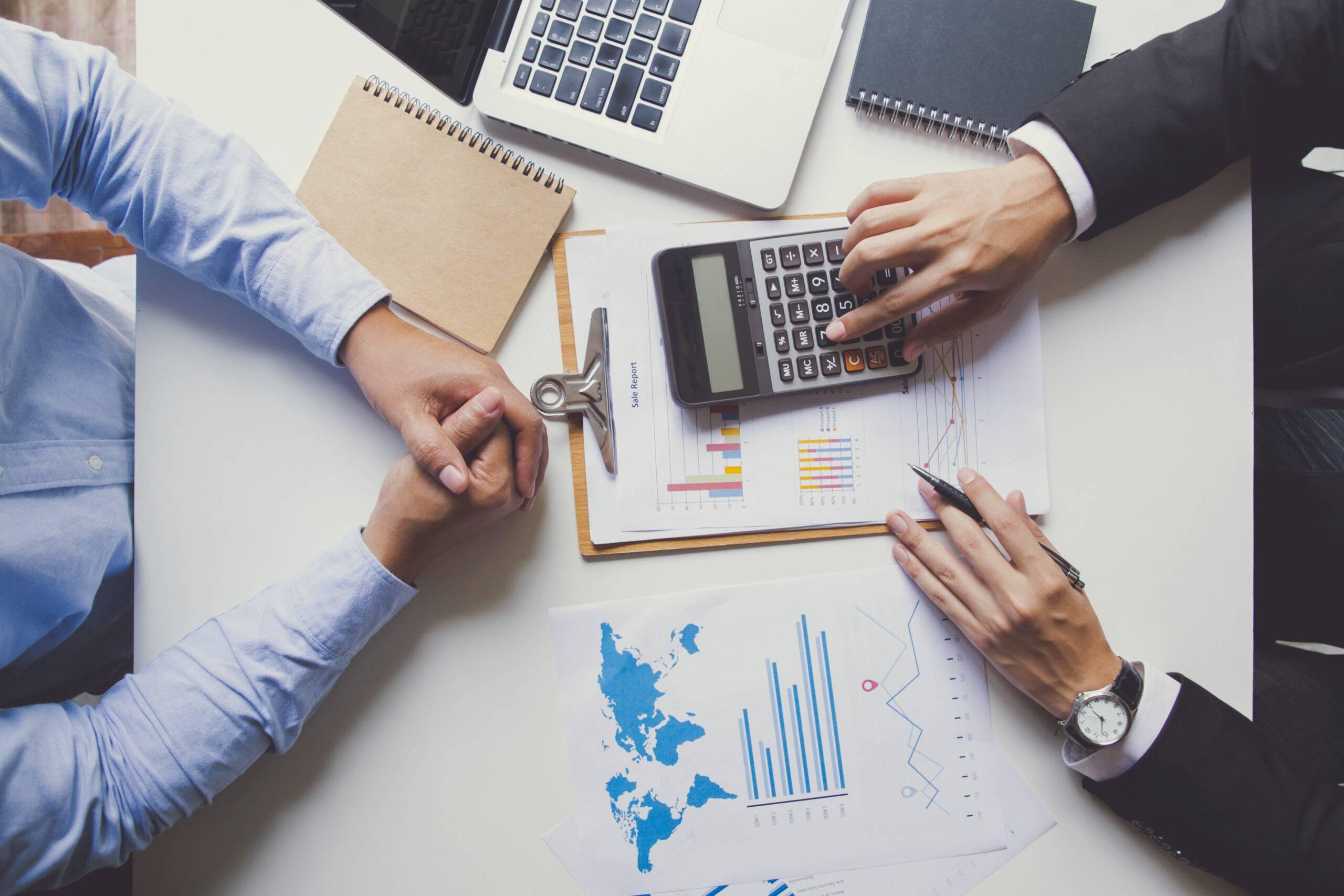  Maximalyfani : Expert Financial Analysis & Consultation